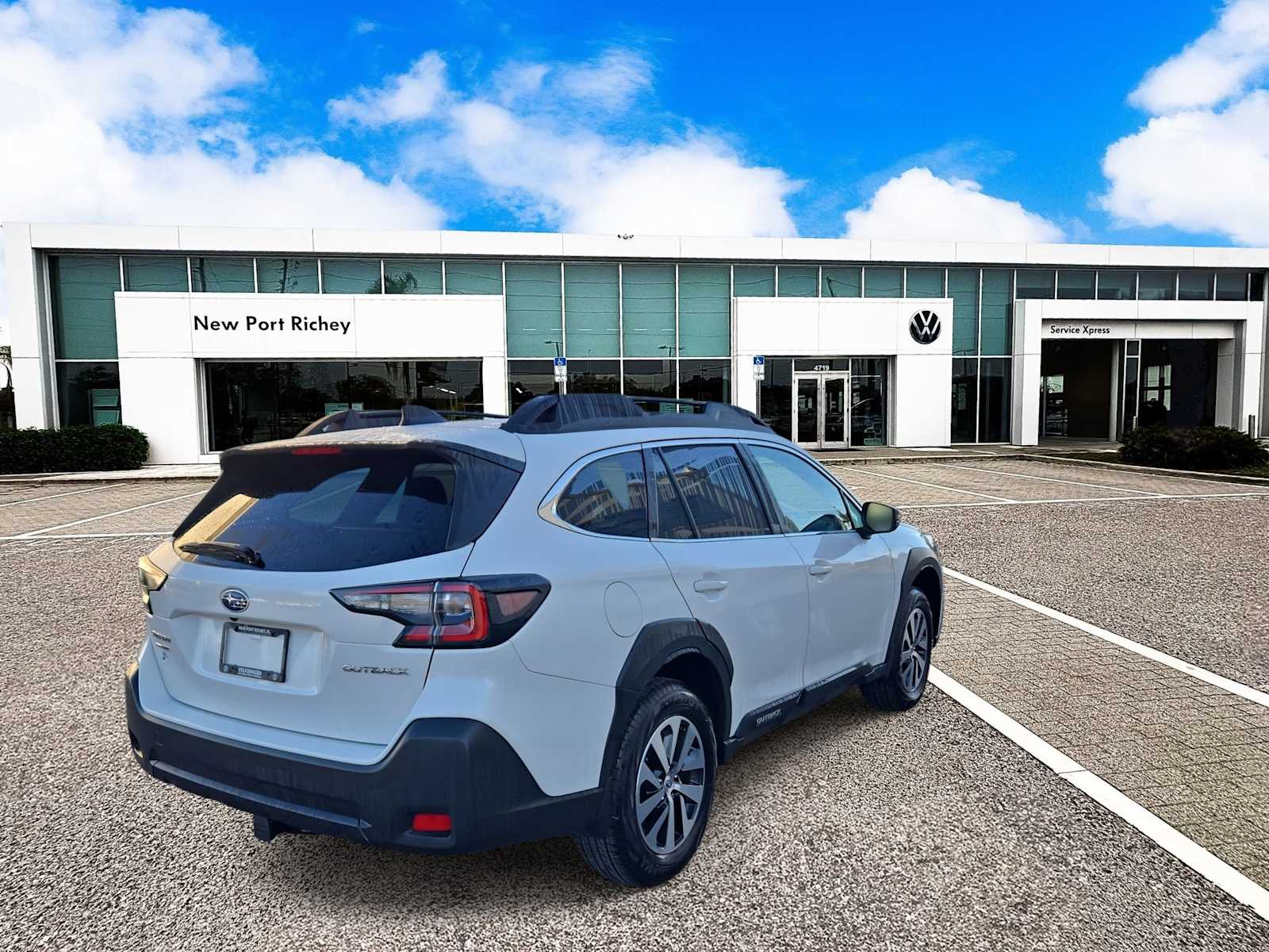 Thumbnail: 2024 Subaru Outback - 8