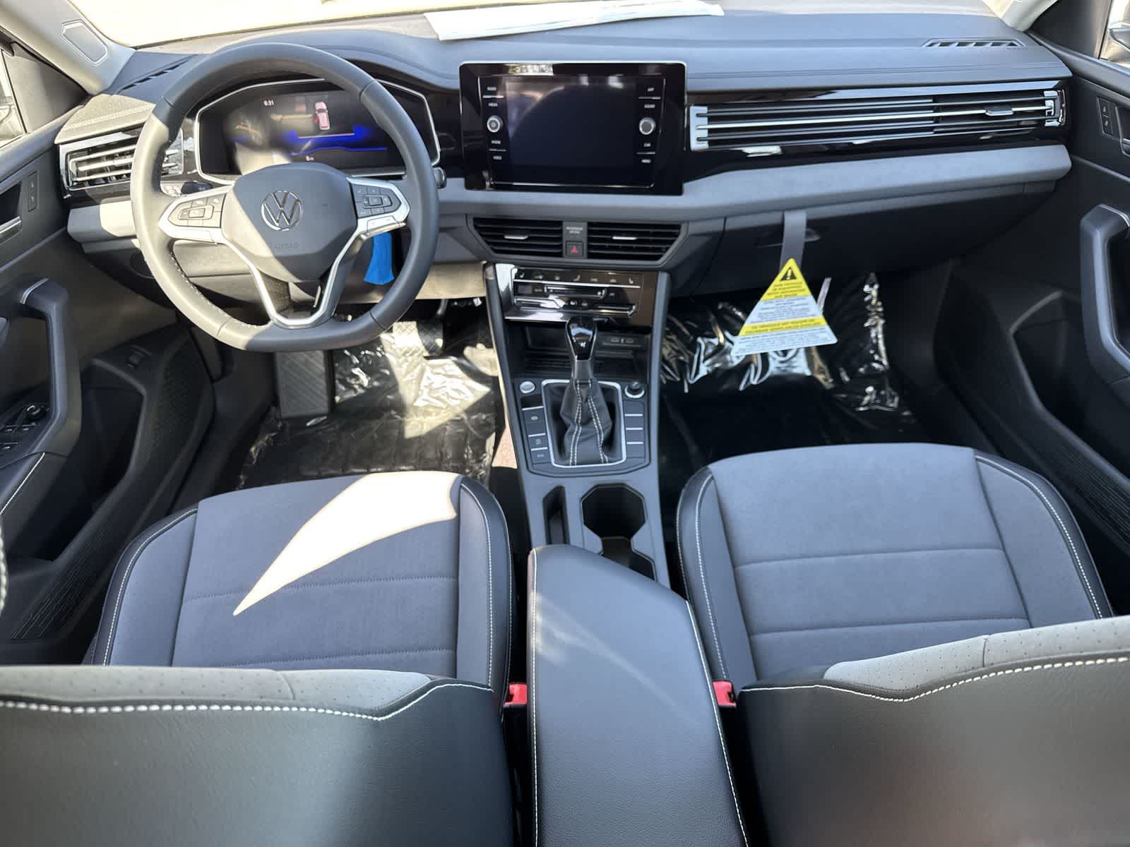 Thumbnail: 2026 Volkswagen Jetta - 14