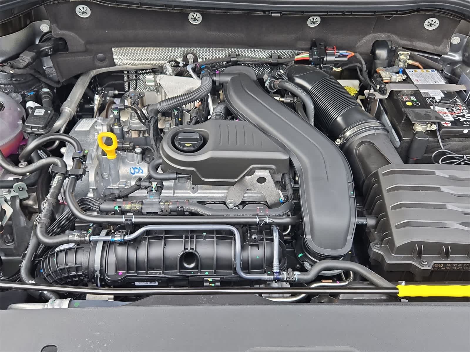 Thumbnail: 2025 Volkswagen Taos - 15