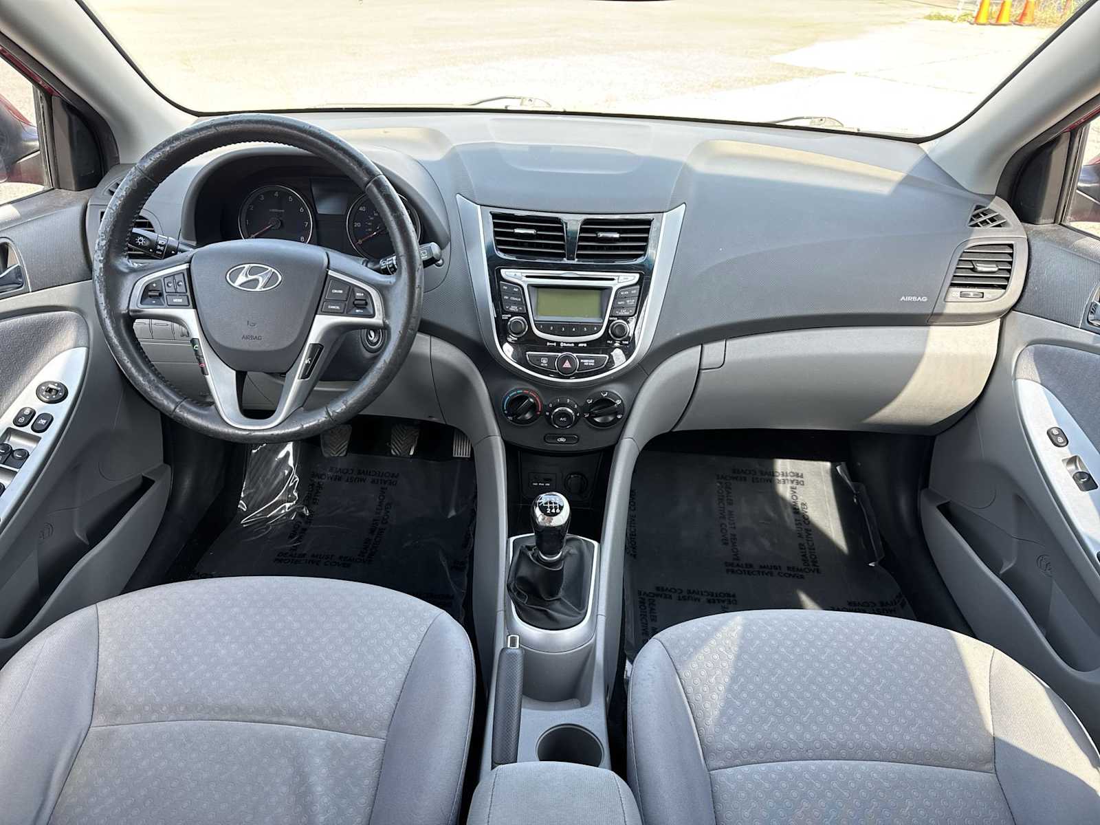 Thumbnail: 2013 Hyundai Accent - 15