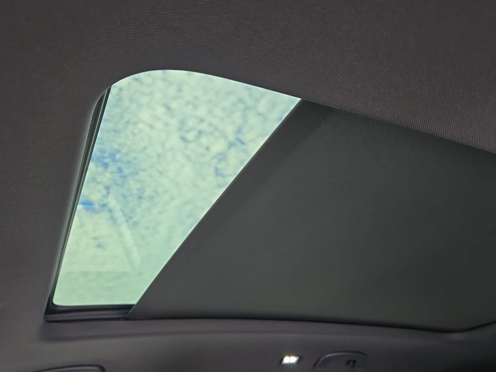 Thumbnail: 2026 Volkswagen Atlas - 26