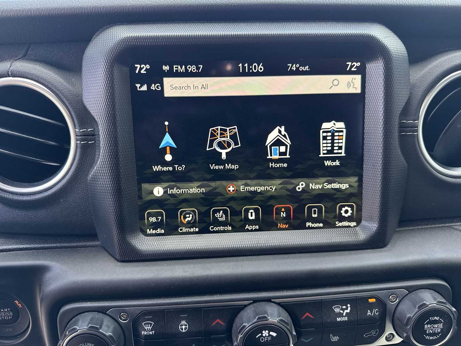 Thumbnail: 2023 Jeep Wrangler - 23