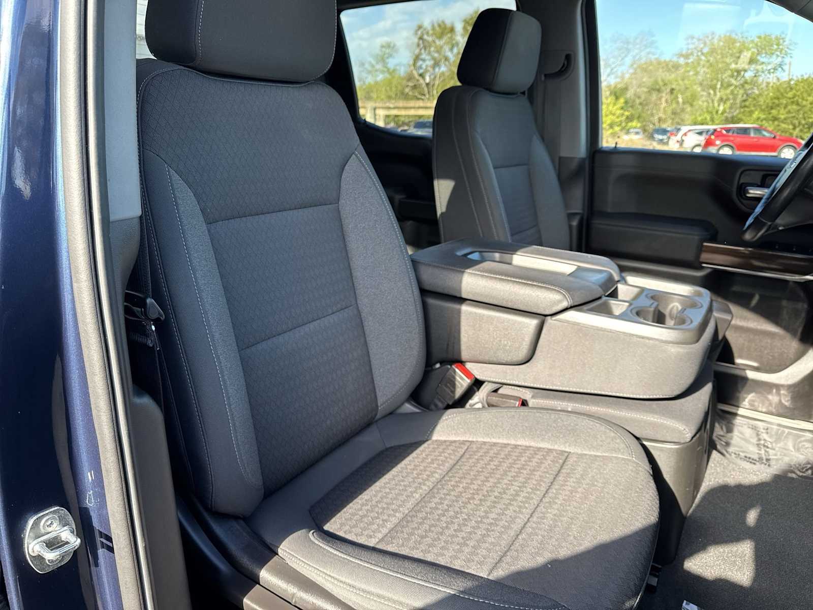 Thumbnail: 2022 Chevrolet Silverado 1500 - 20