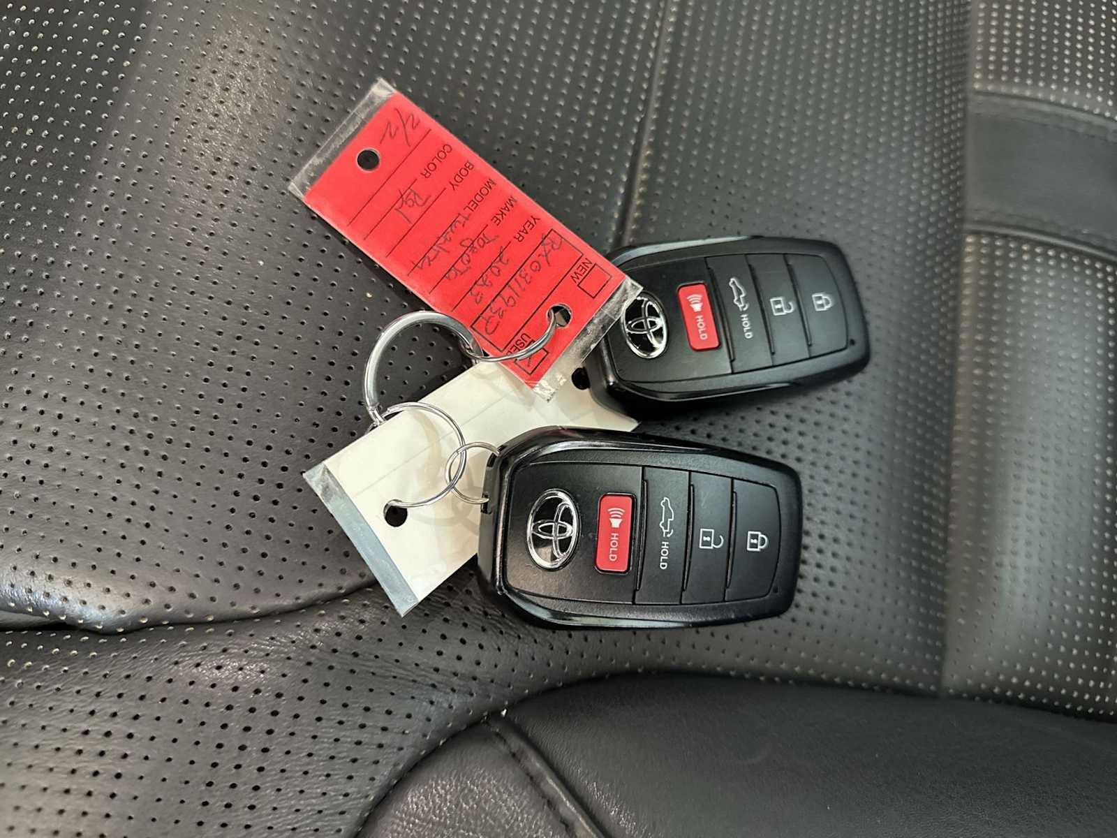 Thumbnail: 2023 Toyota Tundra - 36