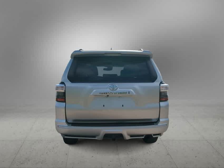 Thumbnail: 2022 Toyota 4Runner - 7