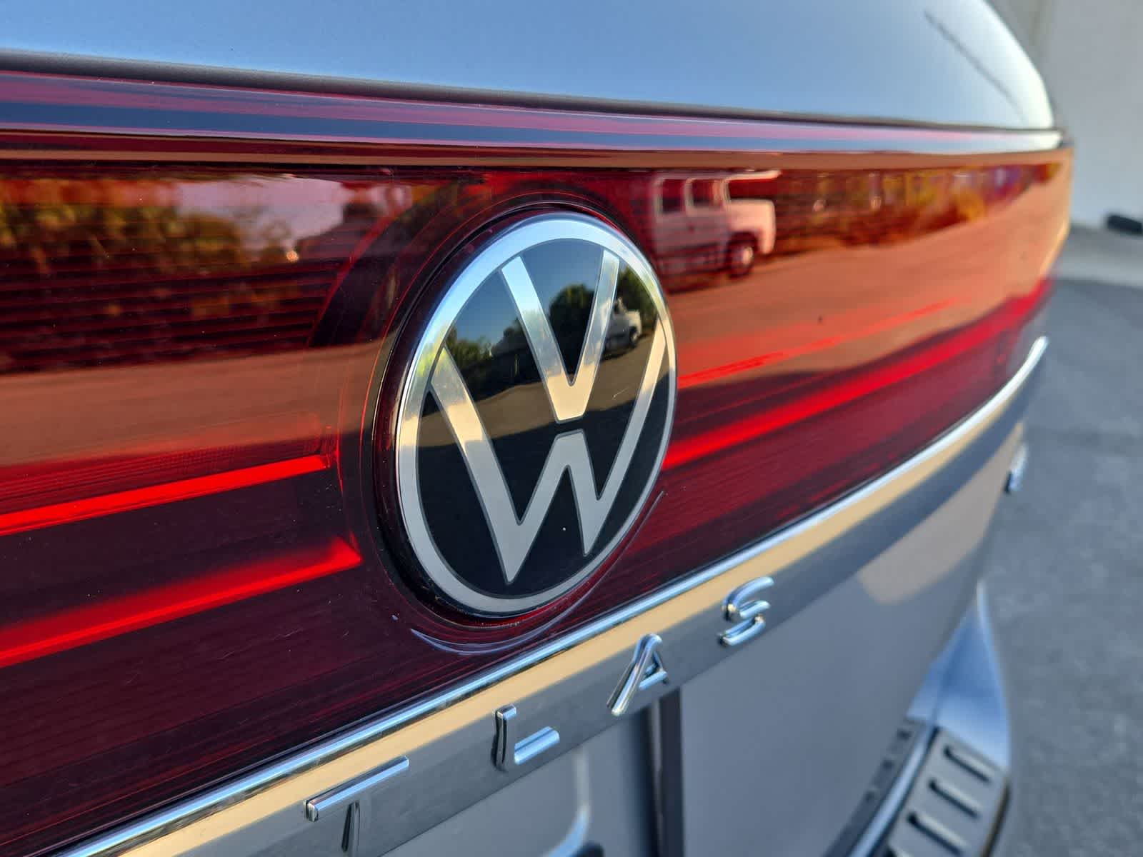 Thumbnail: 2026 Volkswagen Atlas - 12