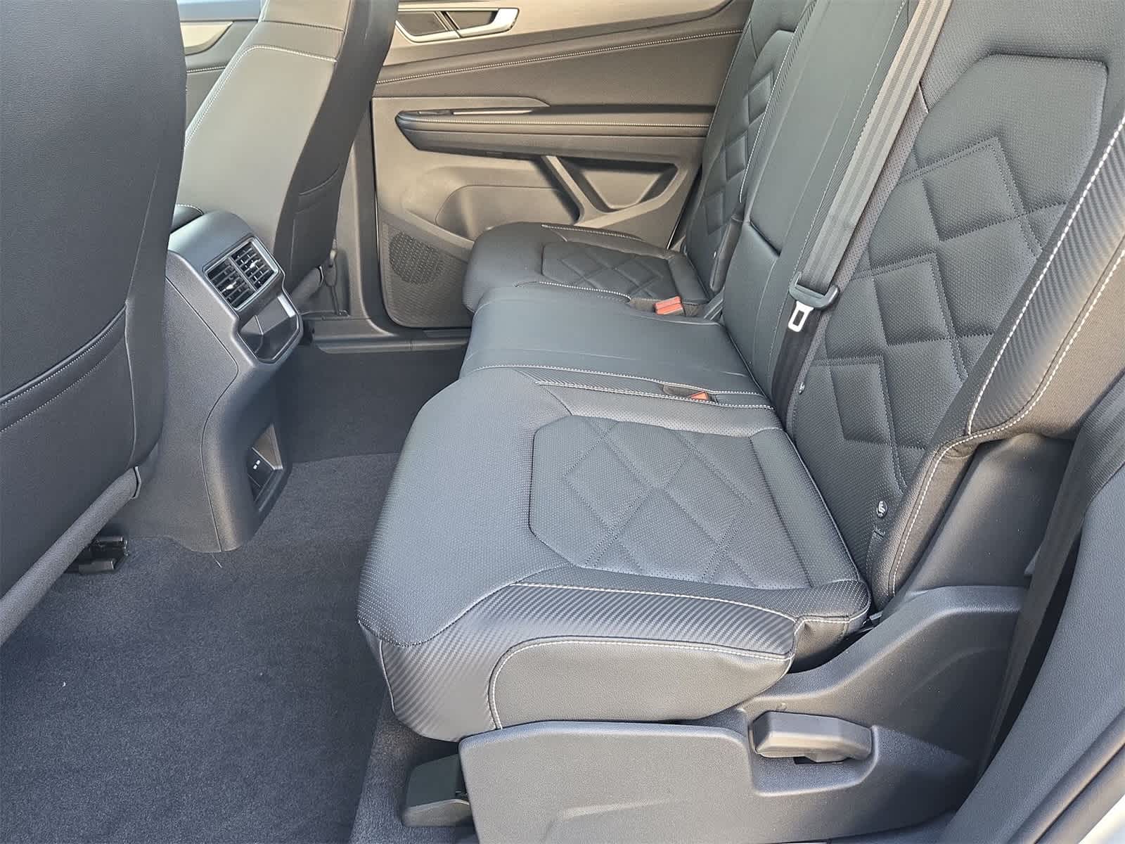 Thumbnail: 2026 Volkswagen Atlas - 21