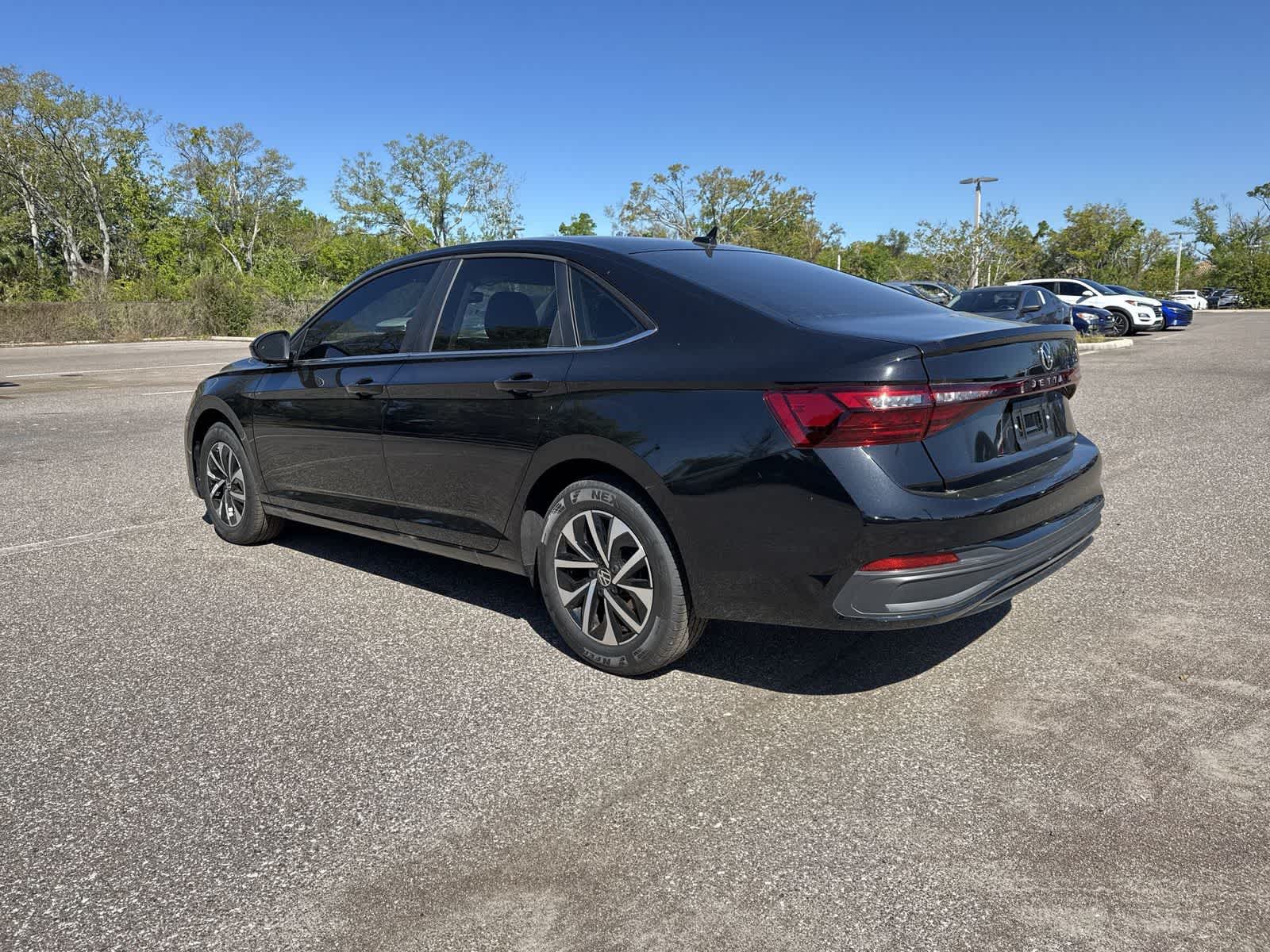 Thumbnail: 2026 Volkswagen Jetta - 4