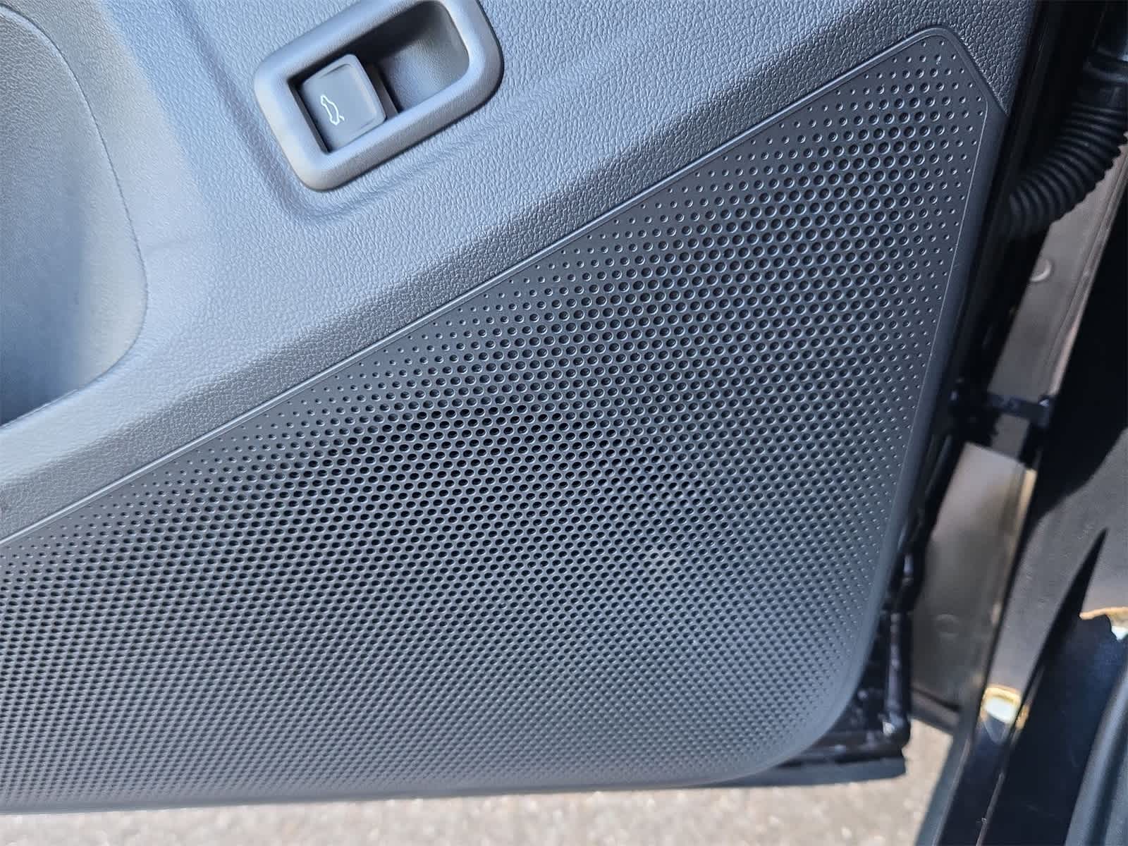 Thumbnail: 2025 Volkswagen Tiguan - 29