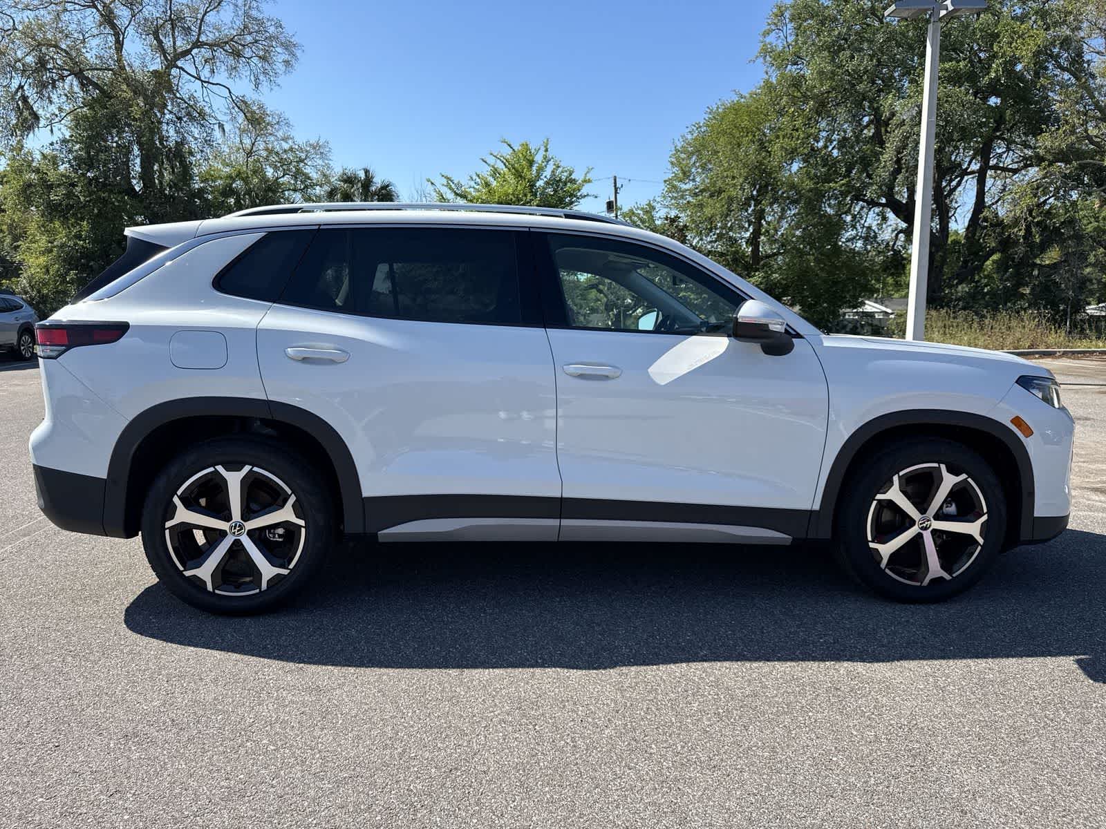 Thumbnail: 2026 Volkswagen Tiguan - 7