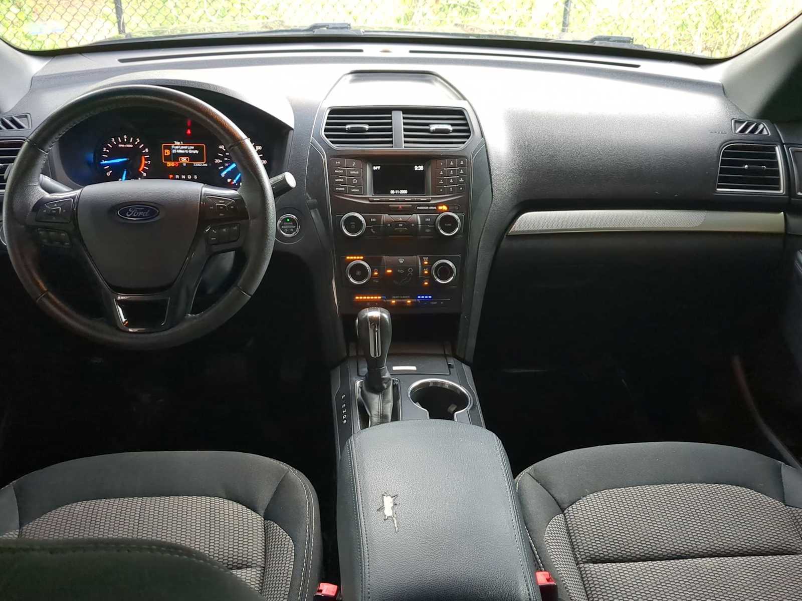Thumbnail: 2019 Ford Explorer - 15