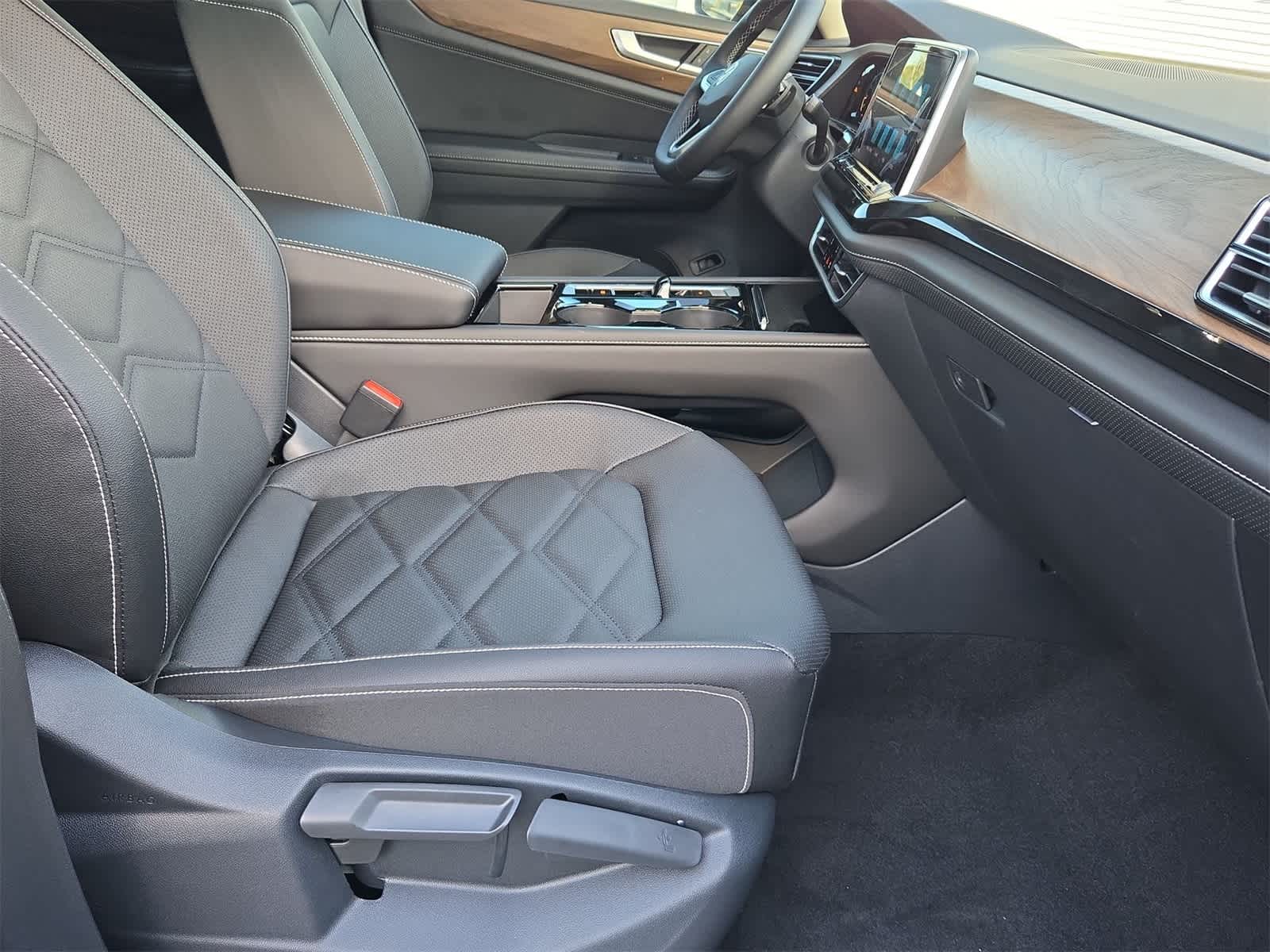 Thumbnail: 2026 Volkswagen Atlas - 20