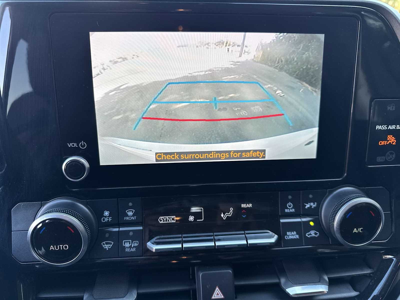 Thumbnail: 2024 Toyota Highlander - 28