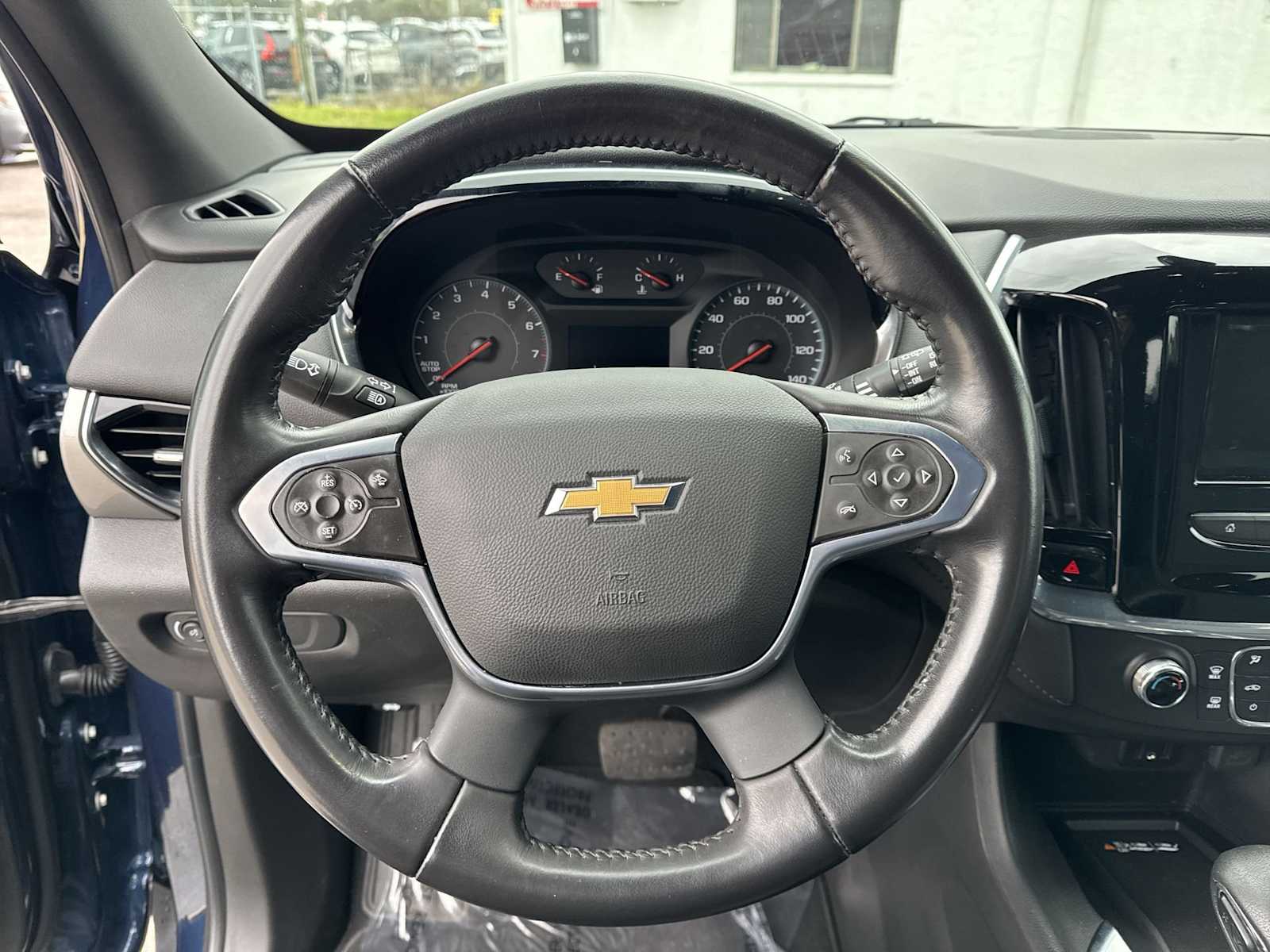 Thumbnail: 2022 Chevrolet Traverse - 22