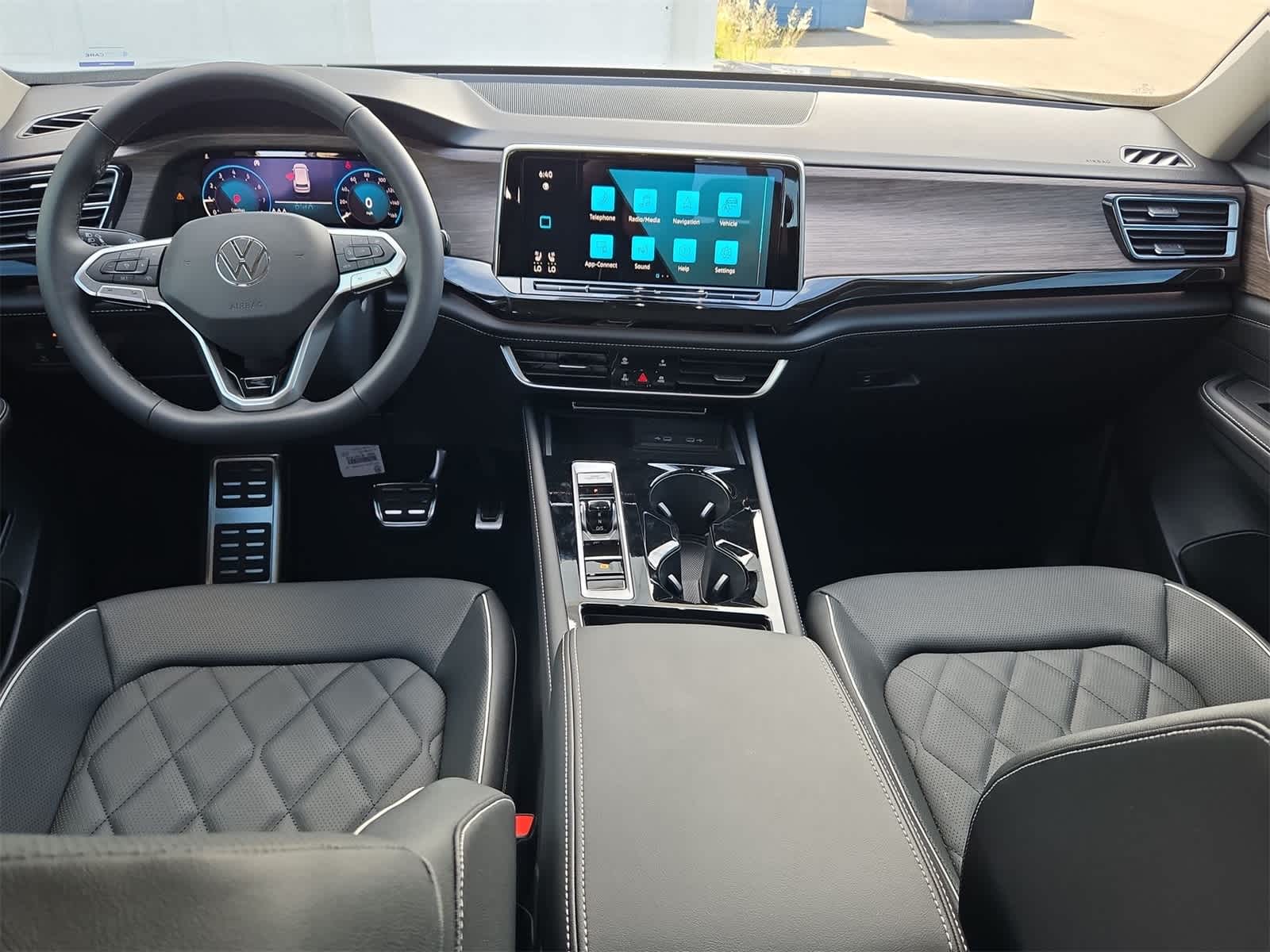 Thumbnail: 2026 Volkswagen Atlas - 16