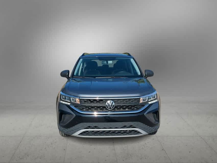 2022 Volkswagen Taos S 3