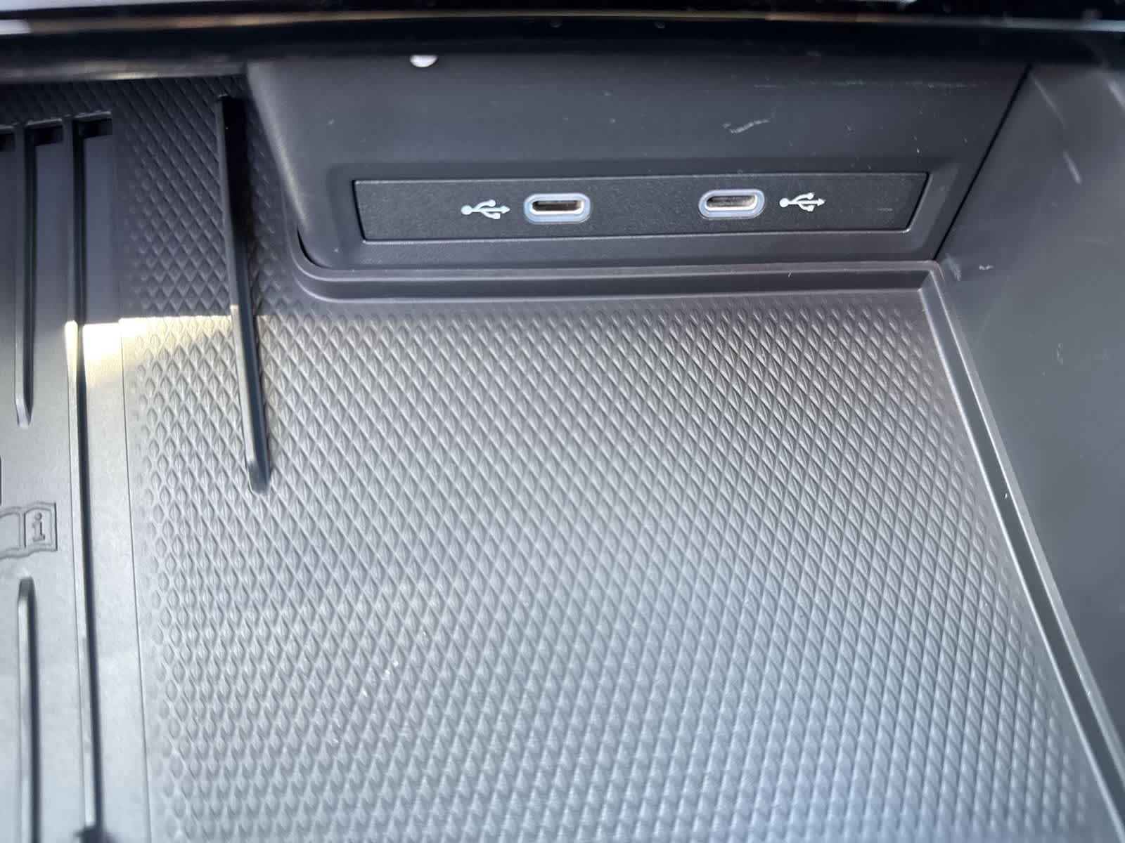 Thumbnail: 2026 Volkswagen Atlas - 31