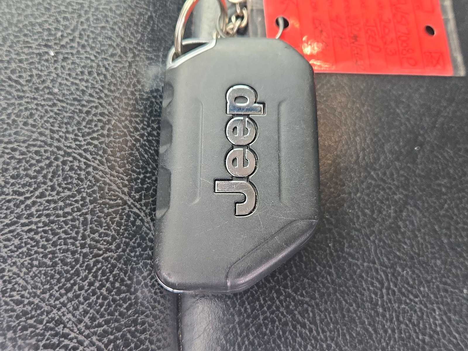 Thumbnail: 2023 Jeep Wrangler - 33