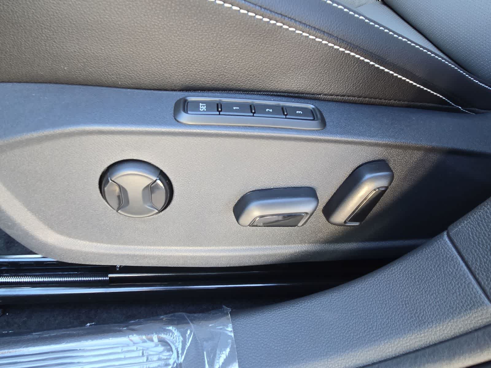 Thumbnail: 2026 Volkswagen Jetta - 18