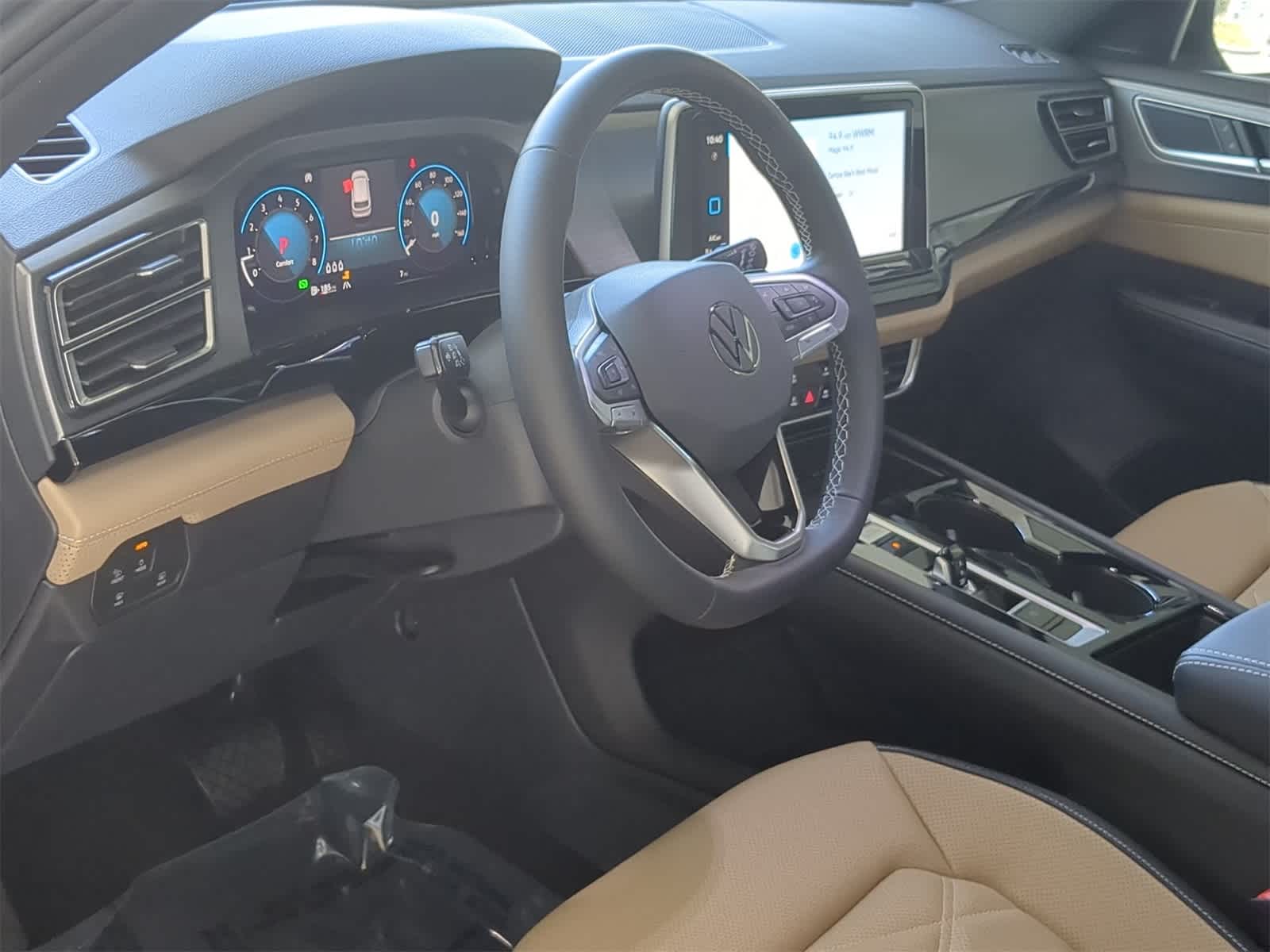 Thumbnail: 2025 Volkswagen Atlas - 10