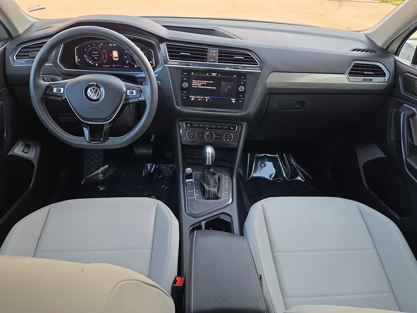 Thumbnail: 2021 Volkswagen Tiguan - 16