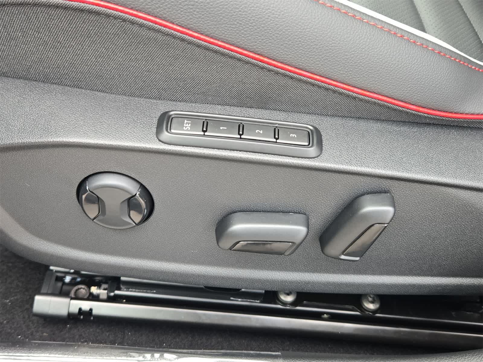 Thumbnail: 2026 Volkswagen Golf - 18