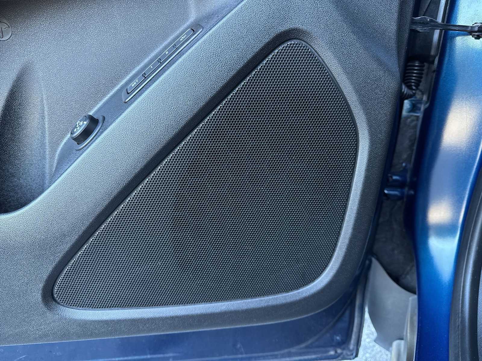 Thumbnail: 2020 Chevrolet Equinox - 30