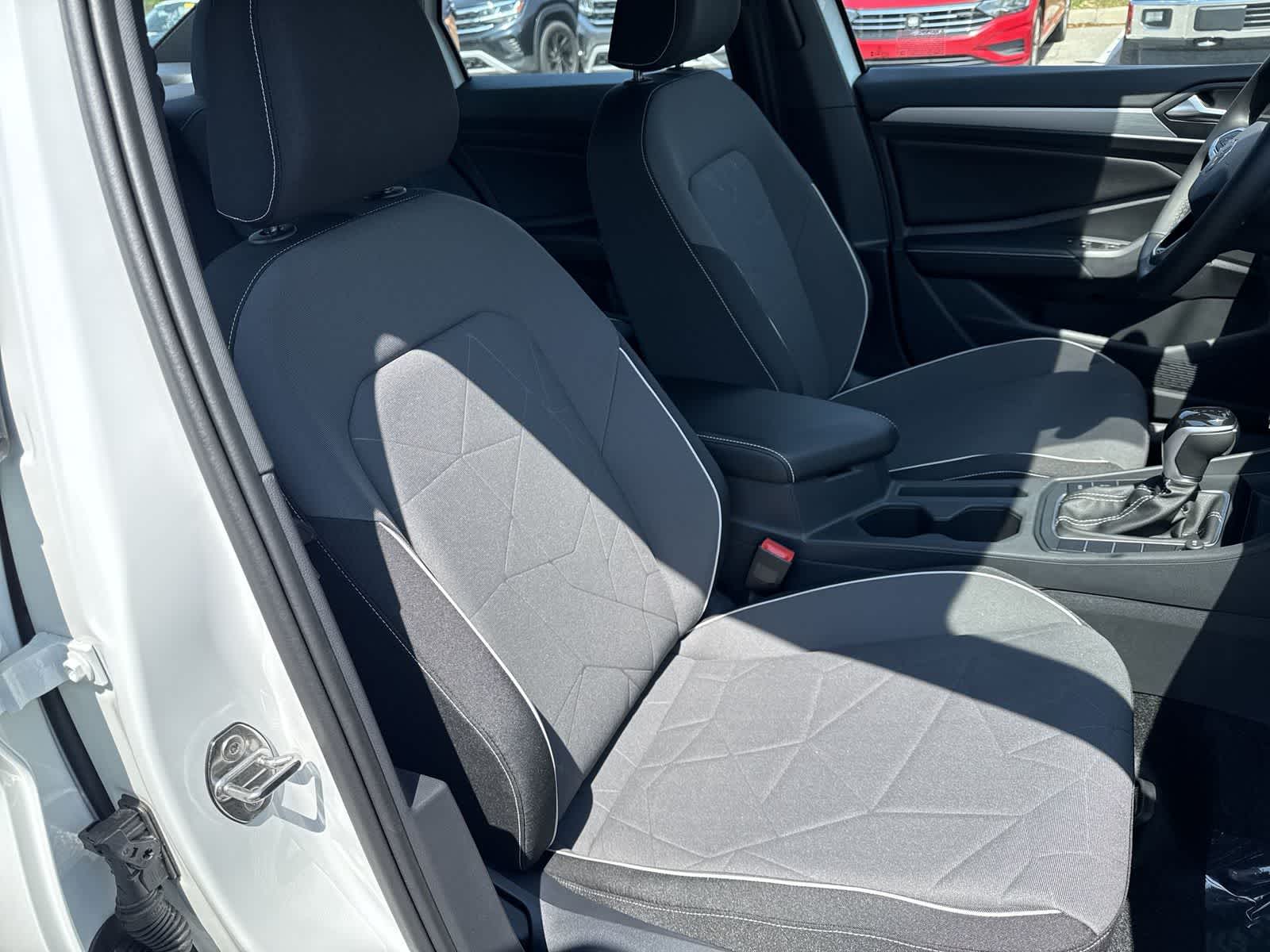 Thumbnail: 2026 Volkswagen Jetta - 19