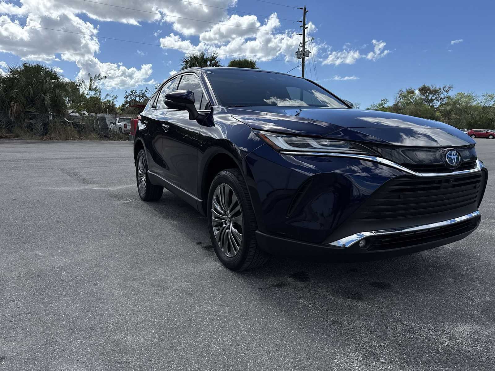 Thumbnail: 2024 Toyota Venza - 8