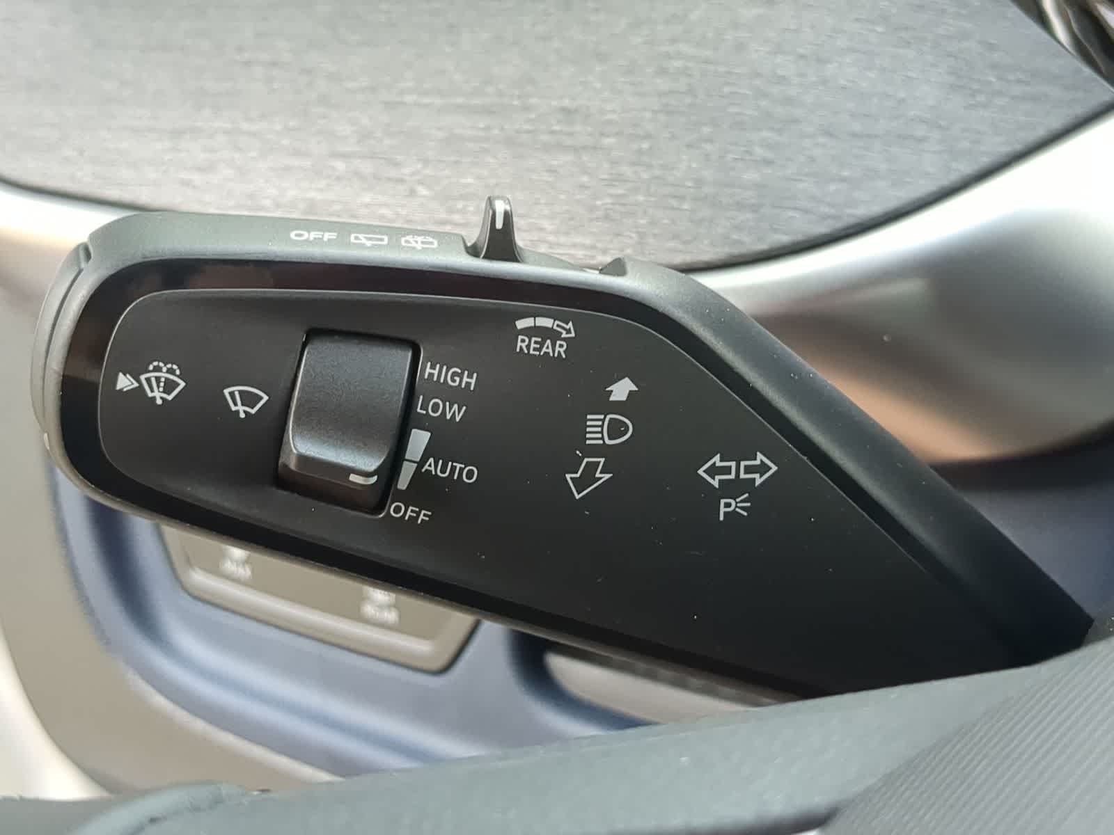 Thumbnail: 2025 Volkswagen ID.Buzz - 25