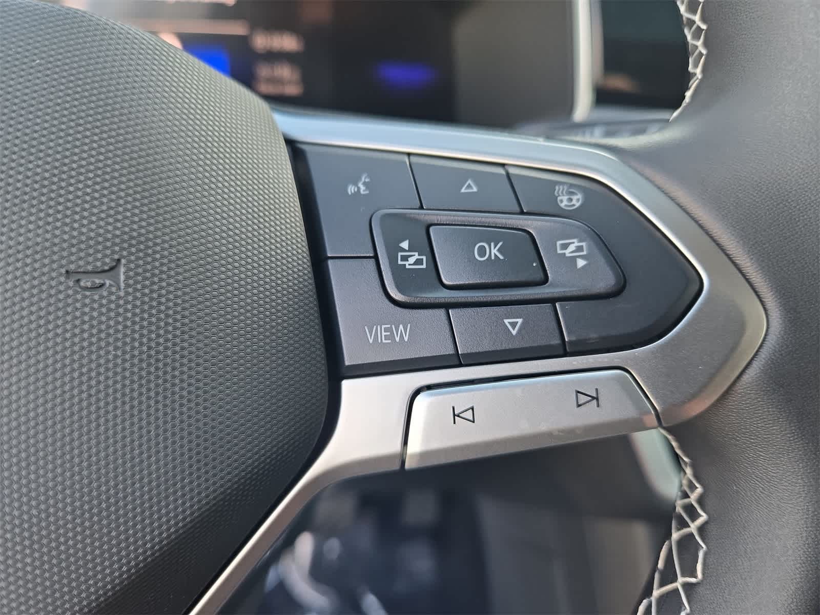 Thumbnail: 2025 Volkswagen Taos - 26