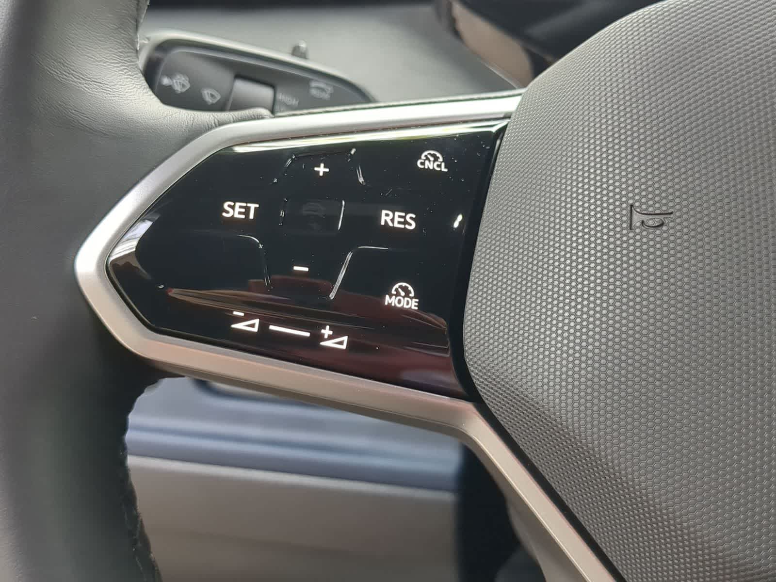 Thumbnail: 2025 Volkswagen ID.Buzz - 23