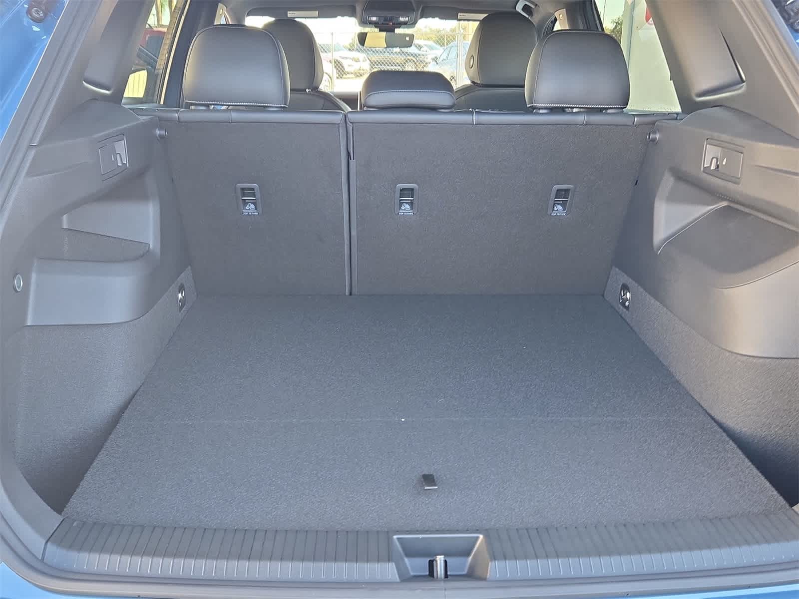 Thumbnail: 2026 Volkswagen Tiguan - 32