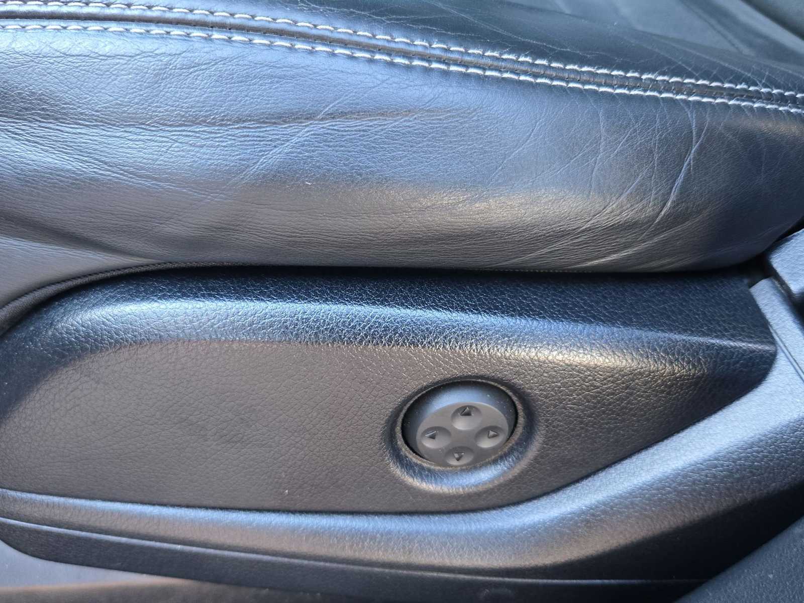 Thumbnail: 2018 Mercedes-Benz GLE - 18