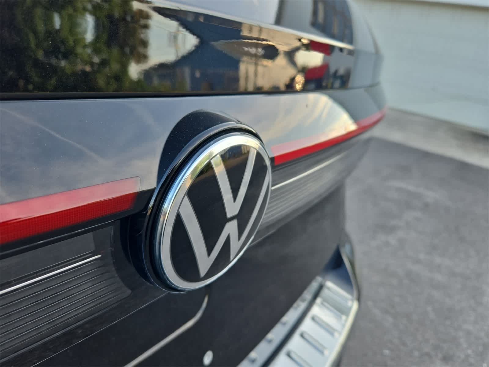 Thumbnail: 2025 Volkswagen Taos - 12