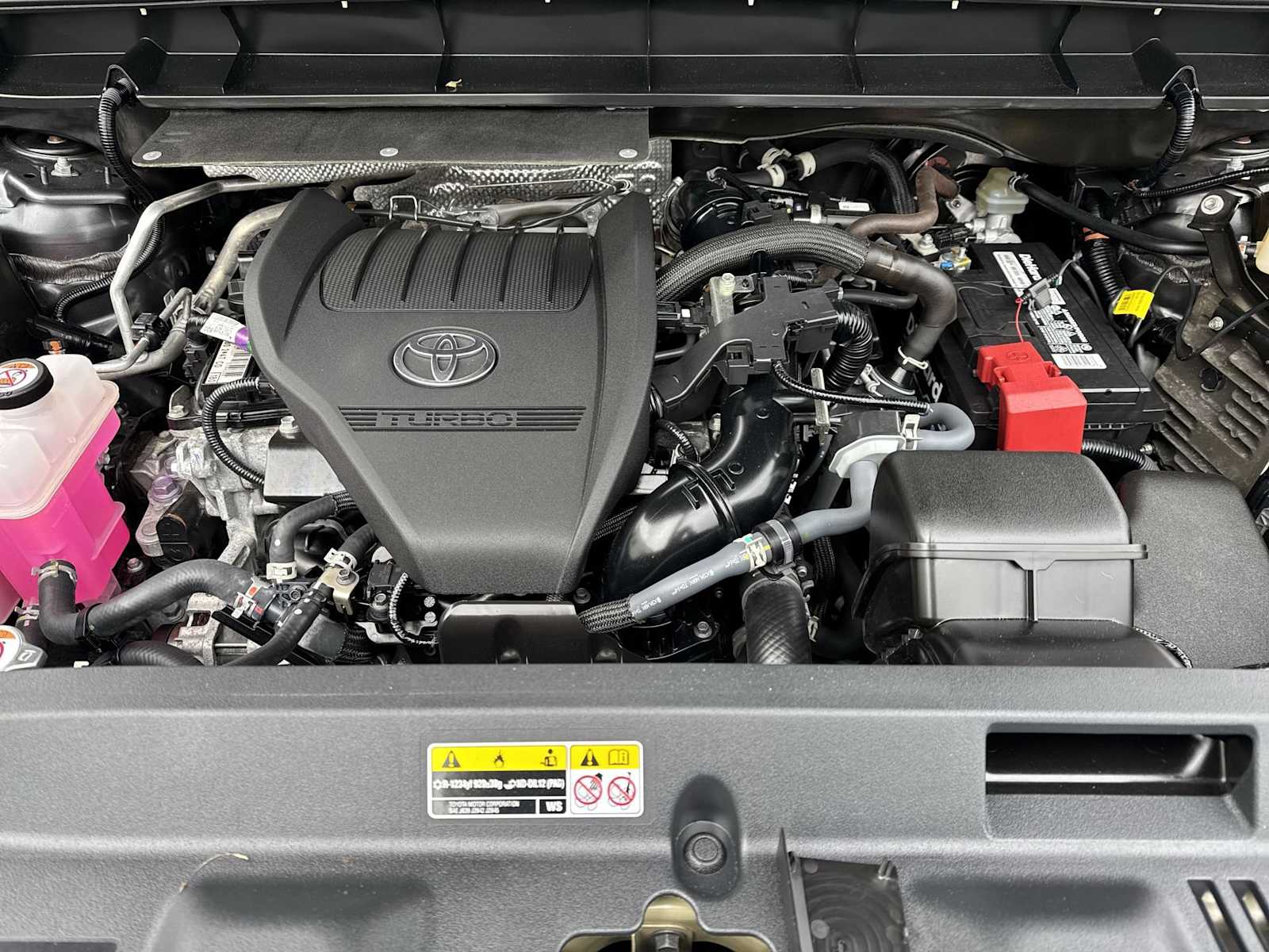 Thumbnail: 2023 Toyota Highlander - 14