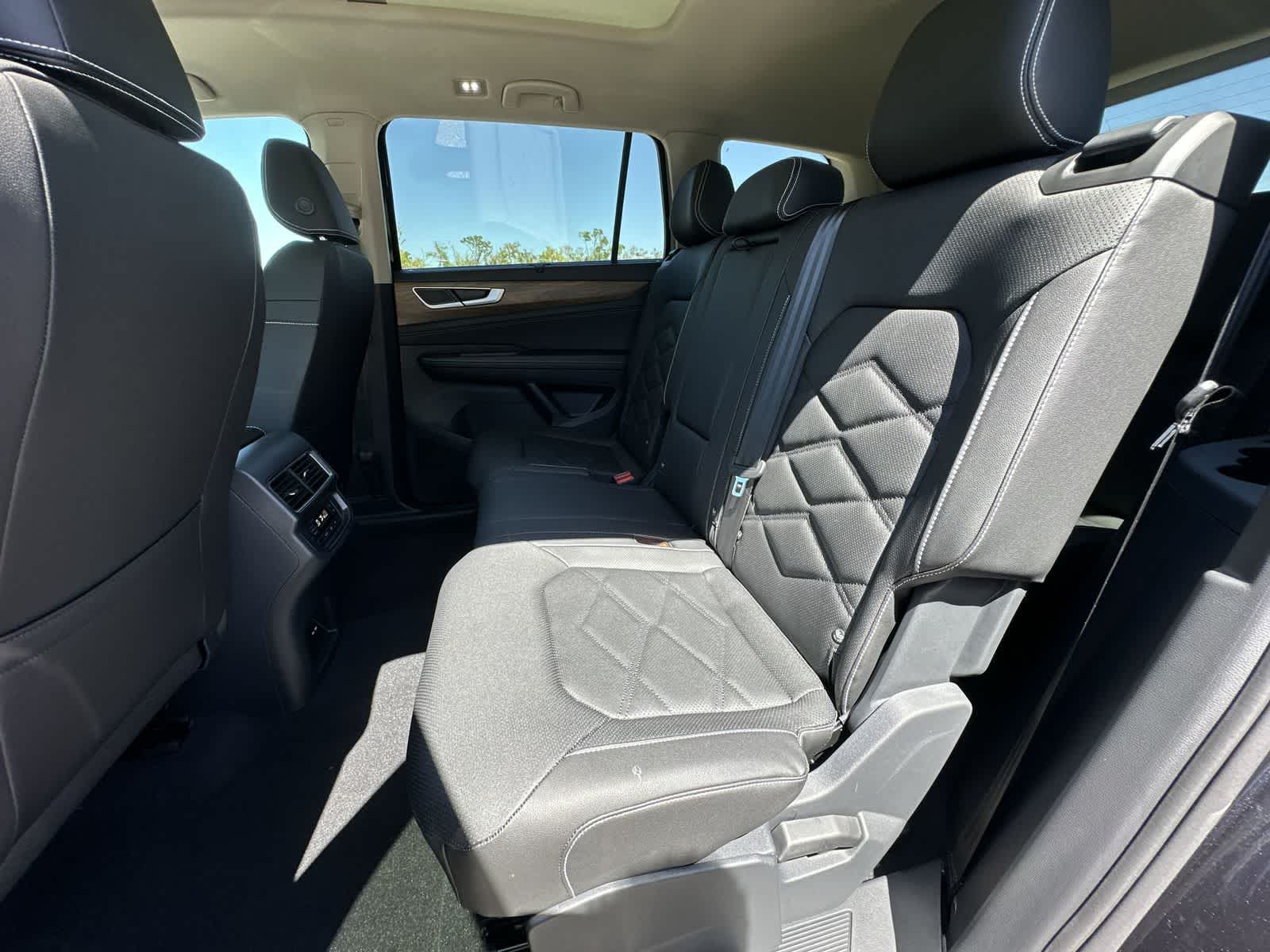 Thumbnail: 2026 Volkswagen Atlas - 19
