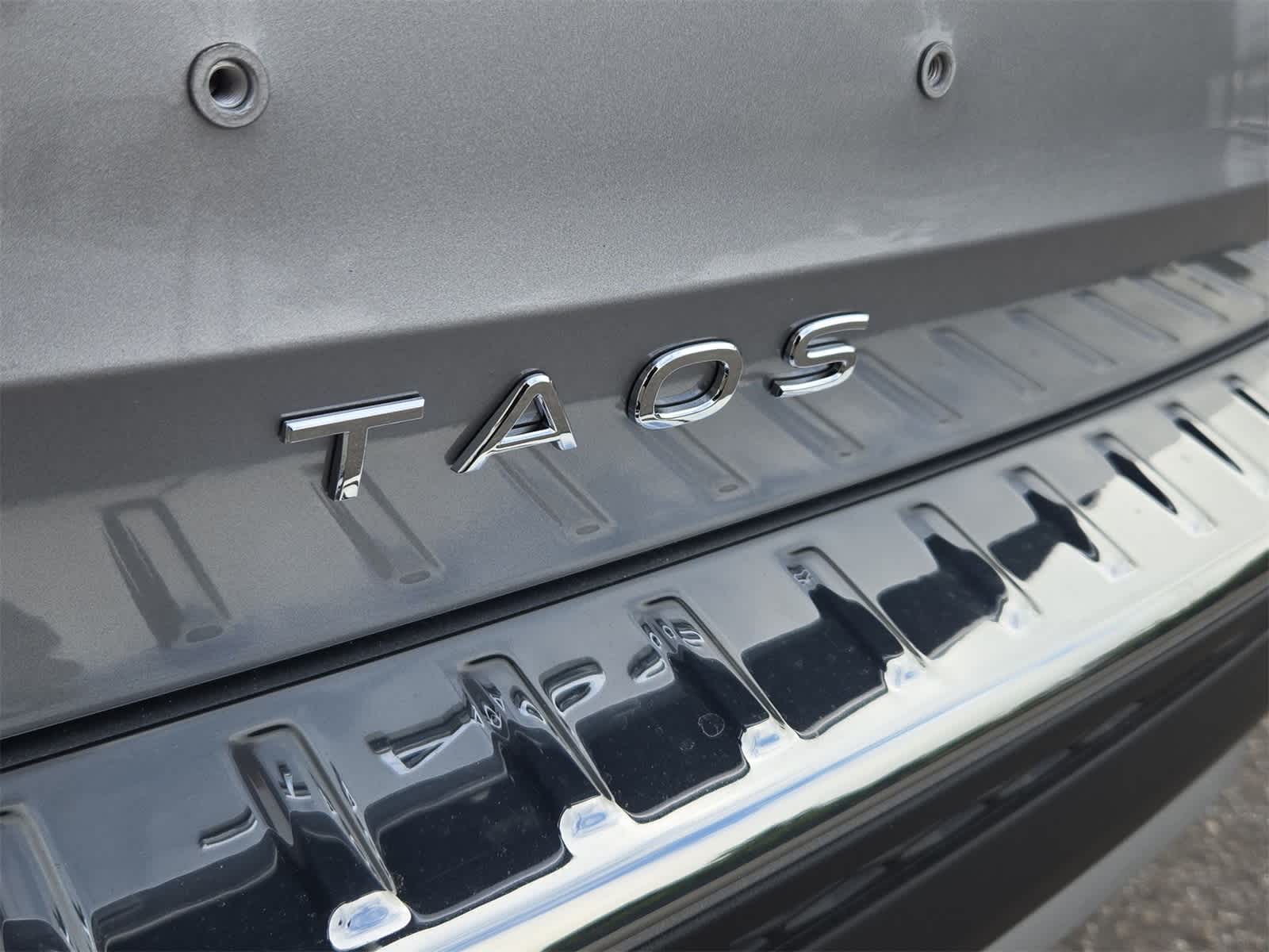 Thumbnail: 2025 Volkswagen Taos - 13