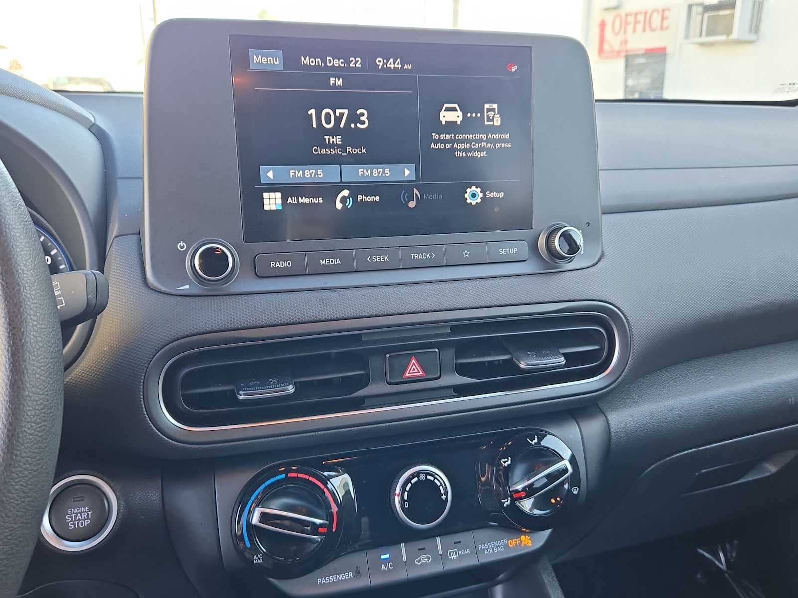 Thumbnail: 2023 Hyundai Kona - 29