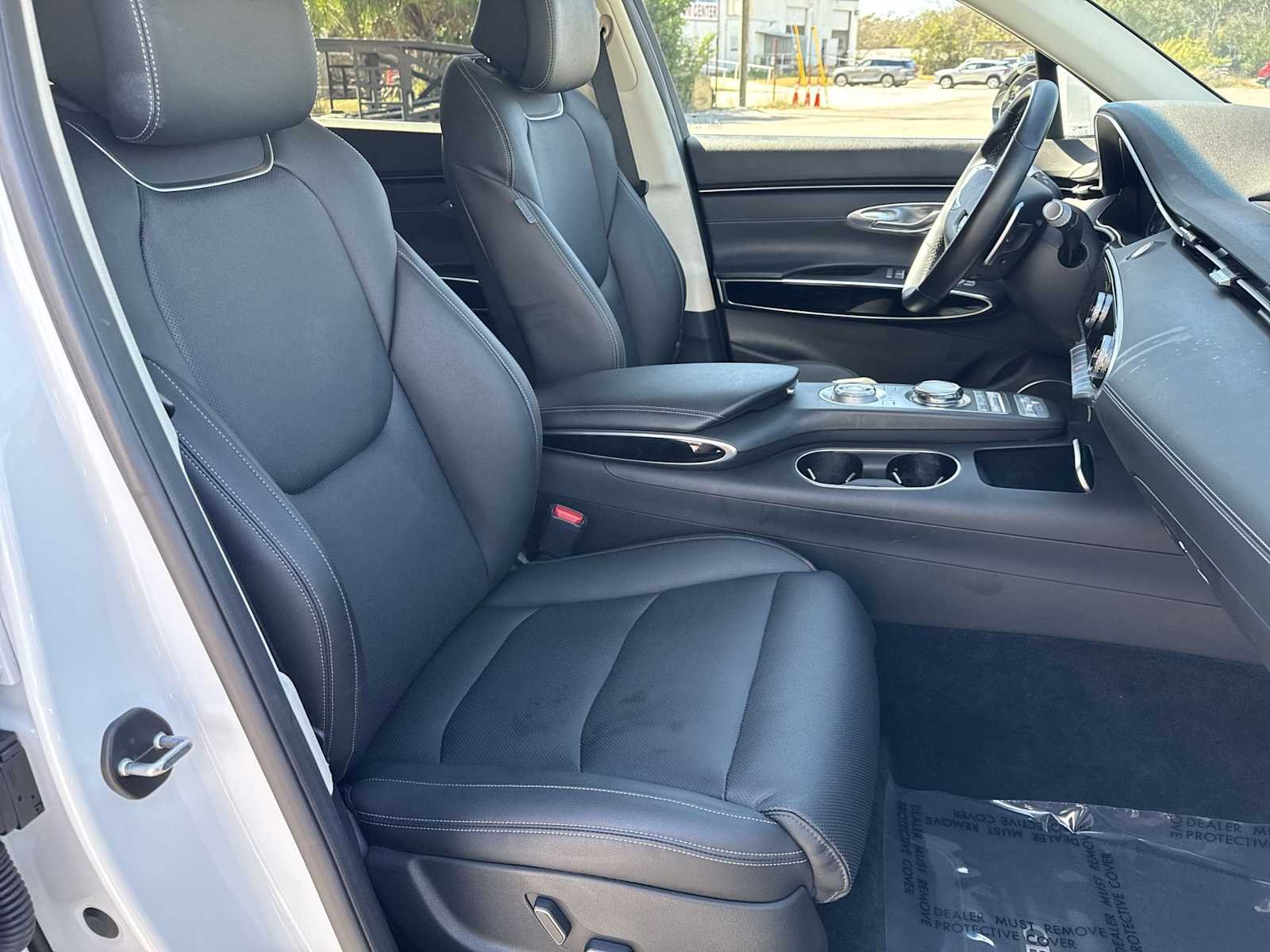 Thumbnail: 2025 Genesis GV70 - 20