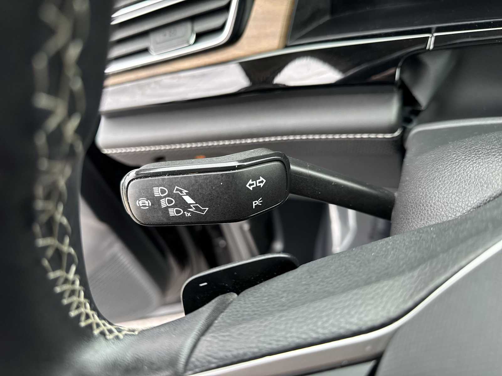 Thumbnail: 2024 Volkswagen Atlas - 25