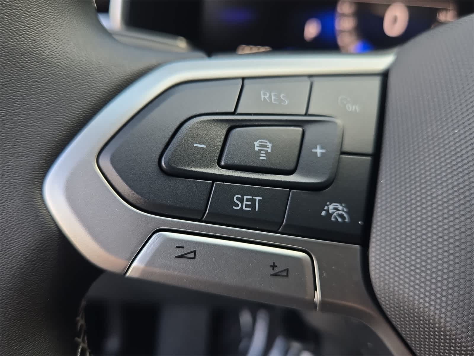 Thumbnail: 2025 Volkswagen Taos - 23