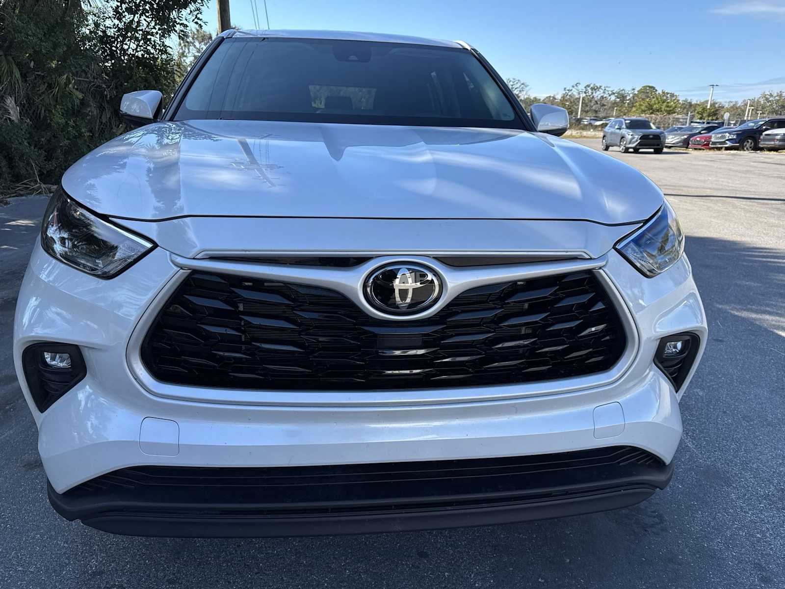 Thumbnail: 2024 Toyota Highlander - 9