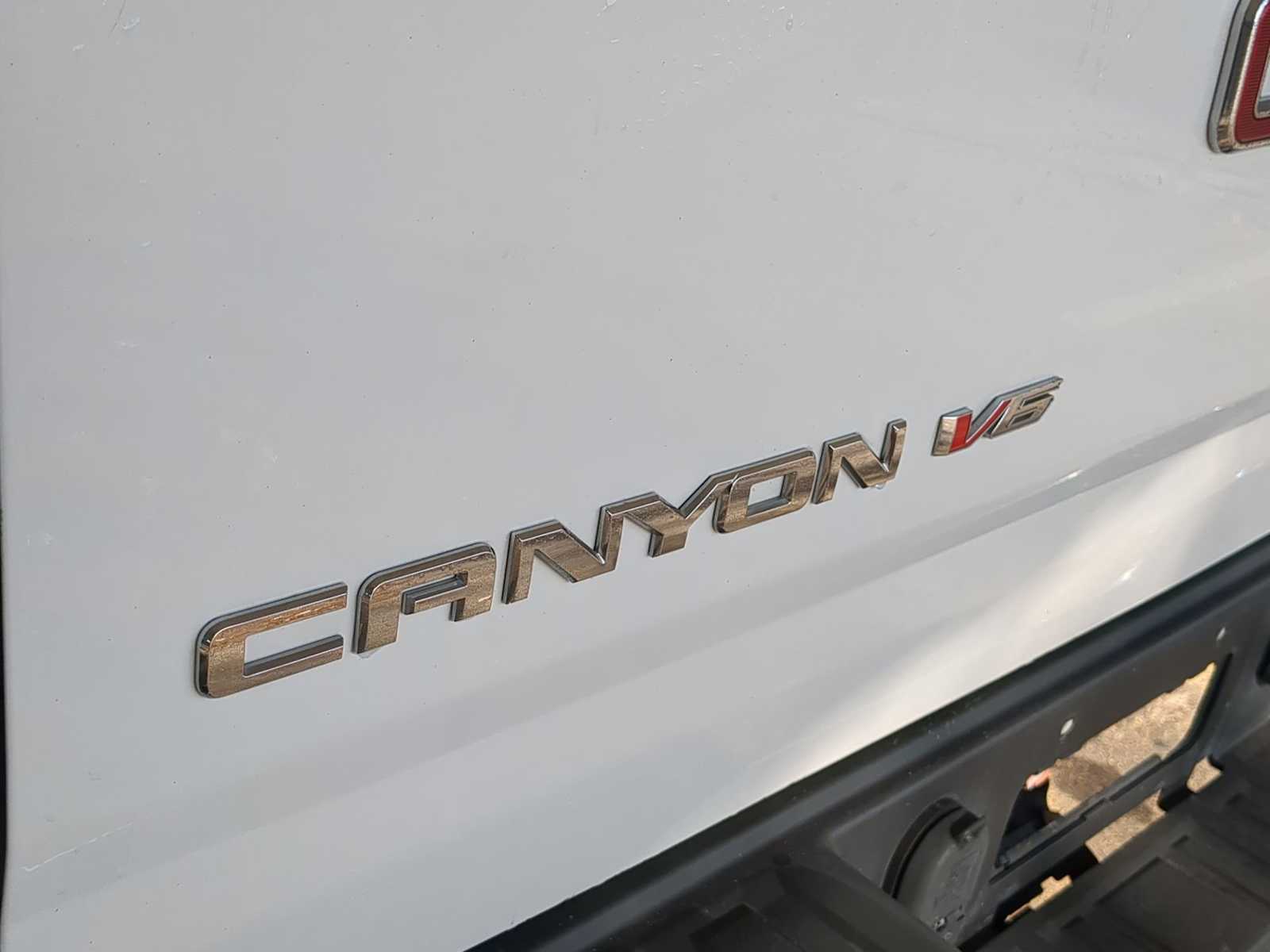 2019 GMC Canyon SLE 13
