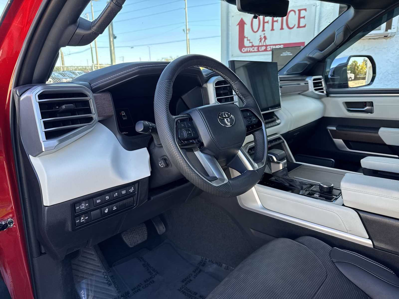 Thumbnail: 2023 Toyota Tundra - 2