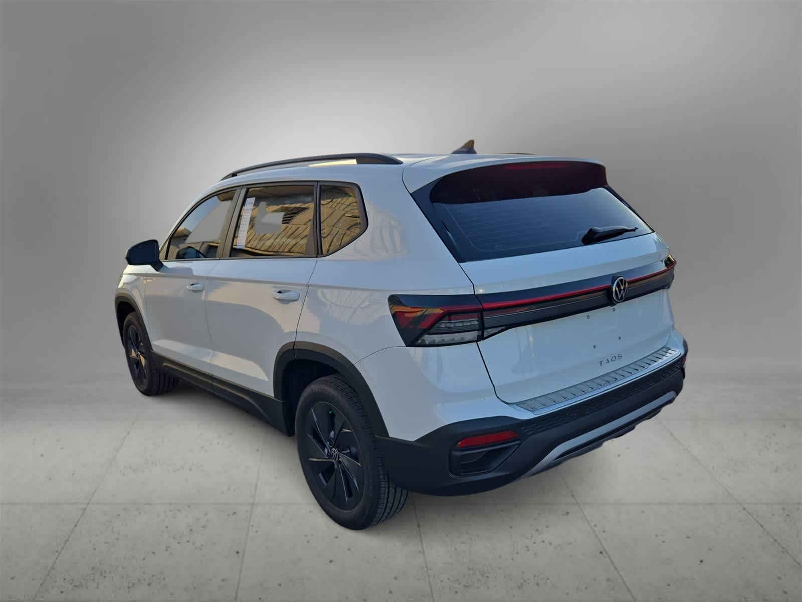 Thumbnail: 2025 Volkswagen Taos - 6