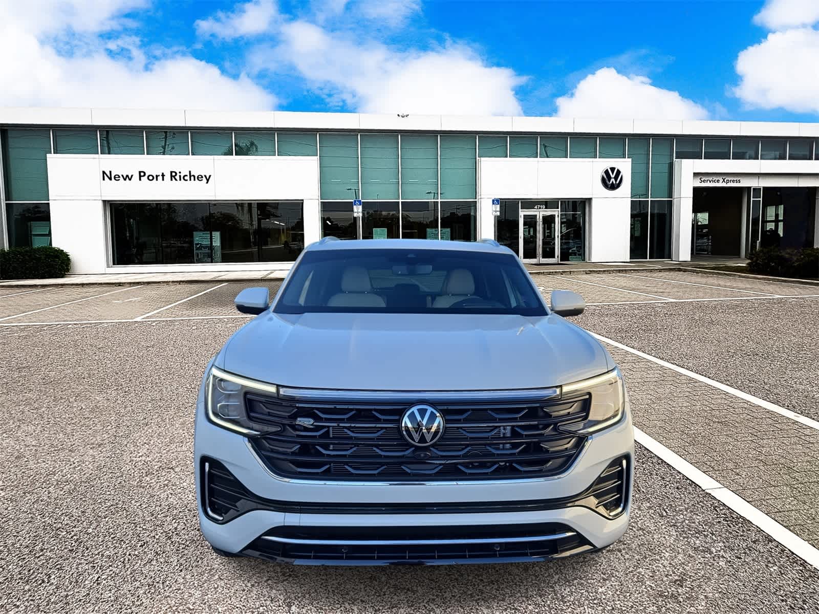 Thumbnail: 2026 Volkswagen Atlas - 3