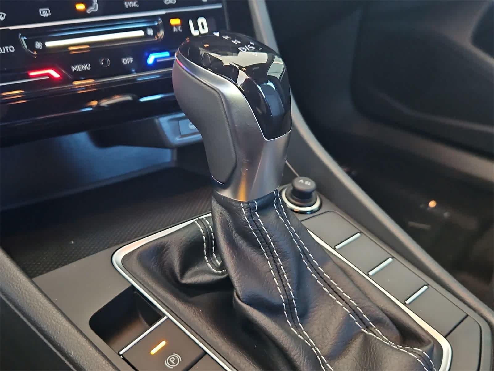 Thumbnail: 2026 Volkswagen Jetta - 32