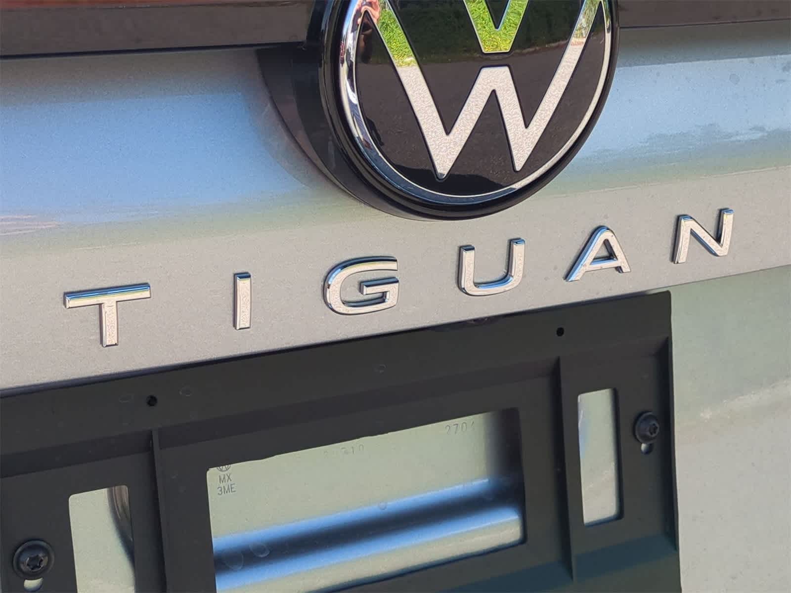 Thumbnail: 2025 Volkswagen Tiguan - 13