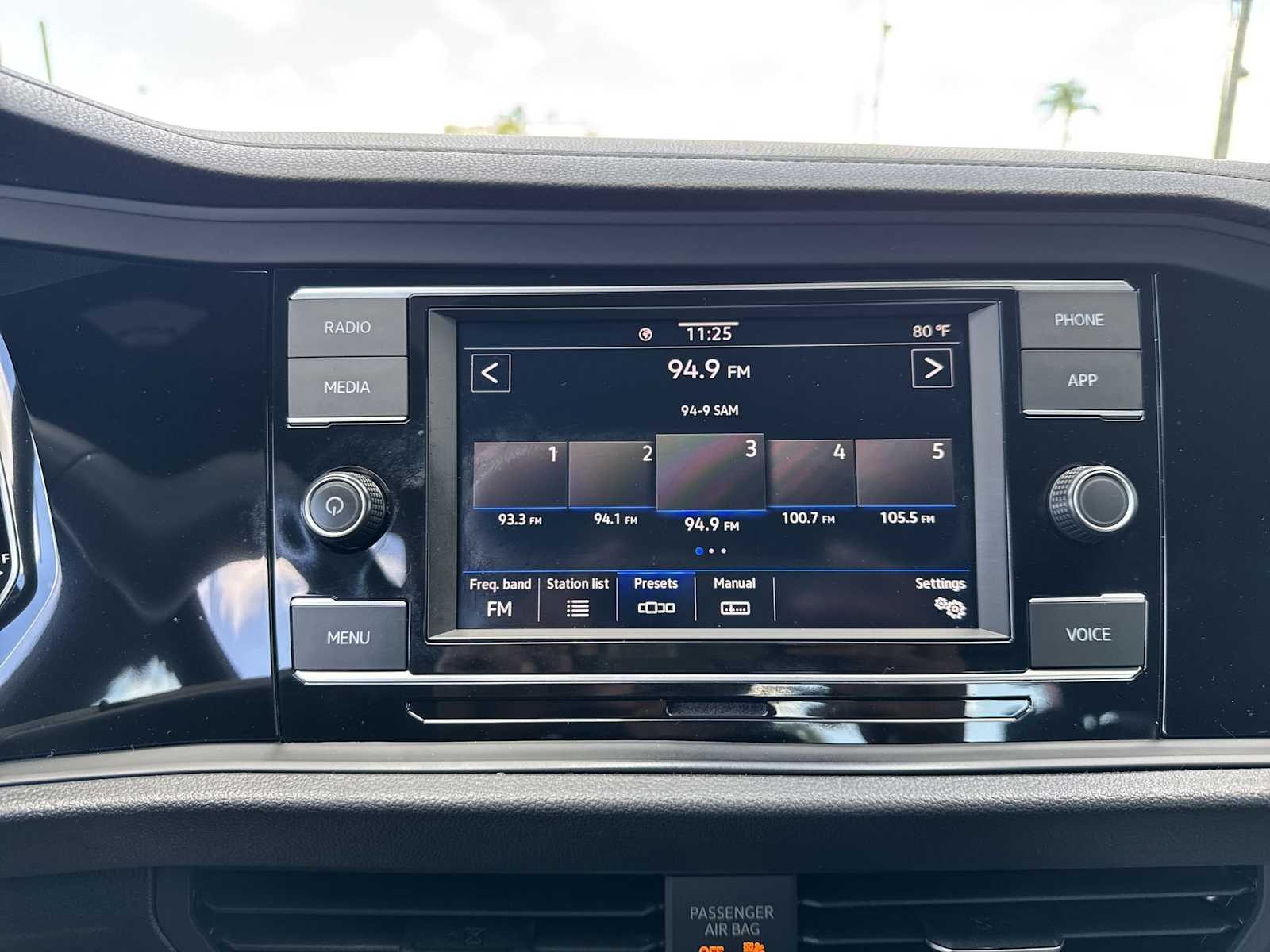 Thumbnail: 2024 Volkswagen Jetta - 25